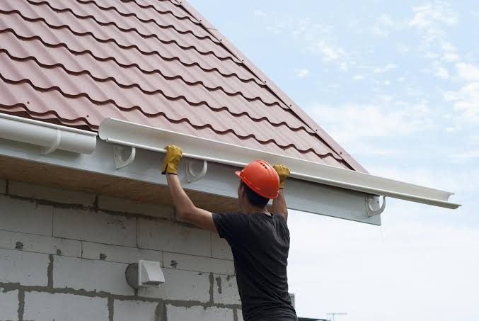 Calcot 3 service guttering 1